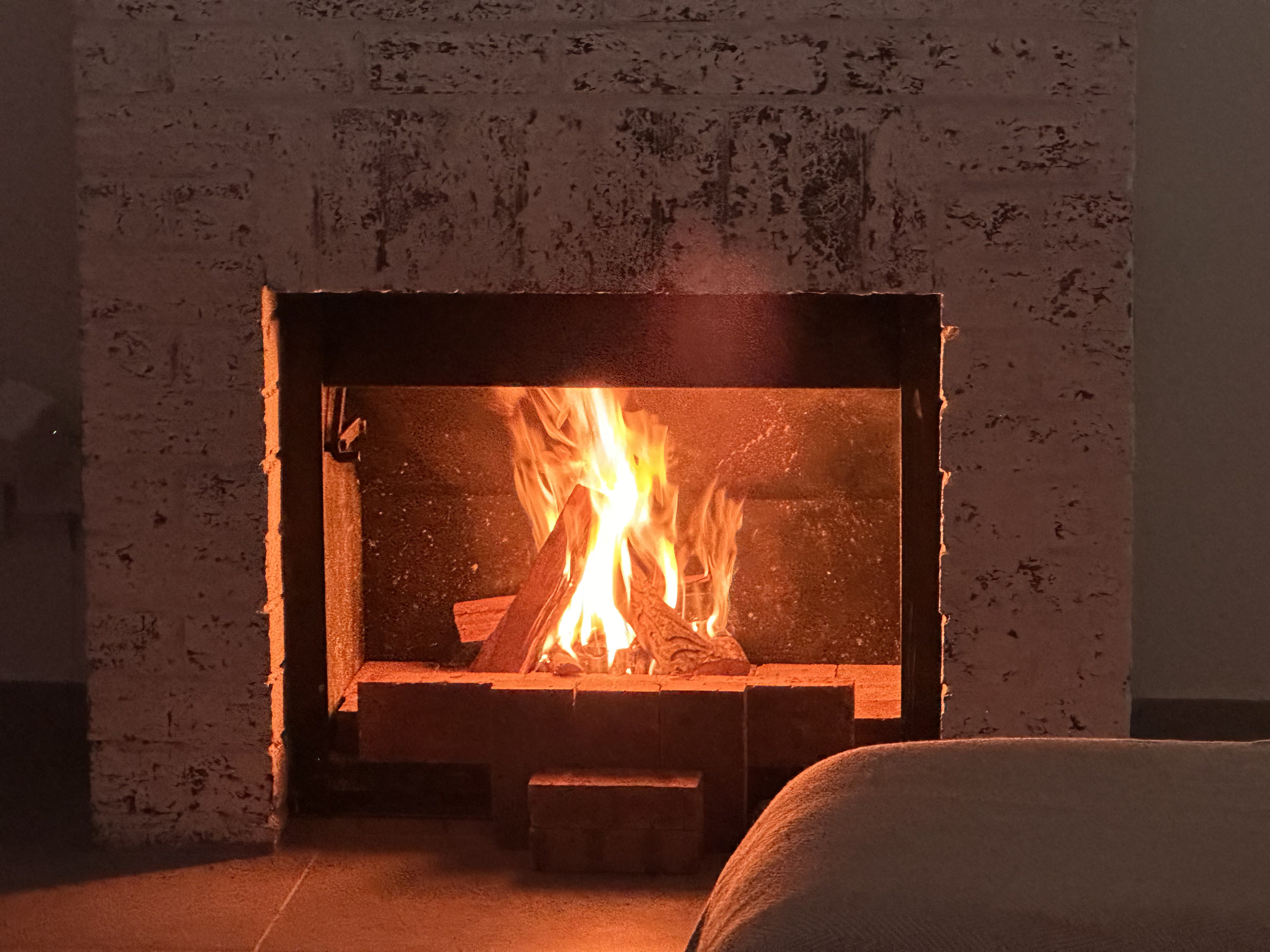 Lounge fire night Lounge fire night